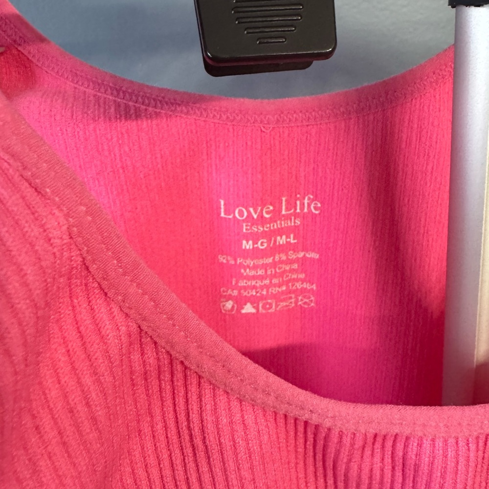 Pink Ribbed Tank Top - Picture 2 of 2